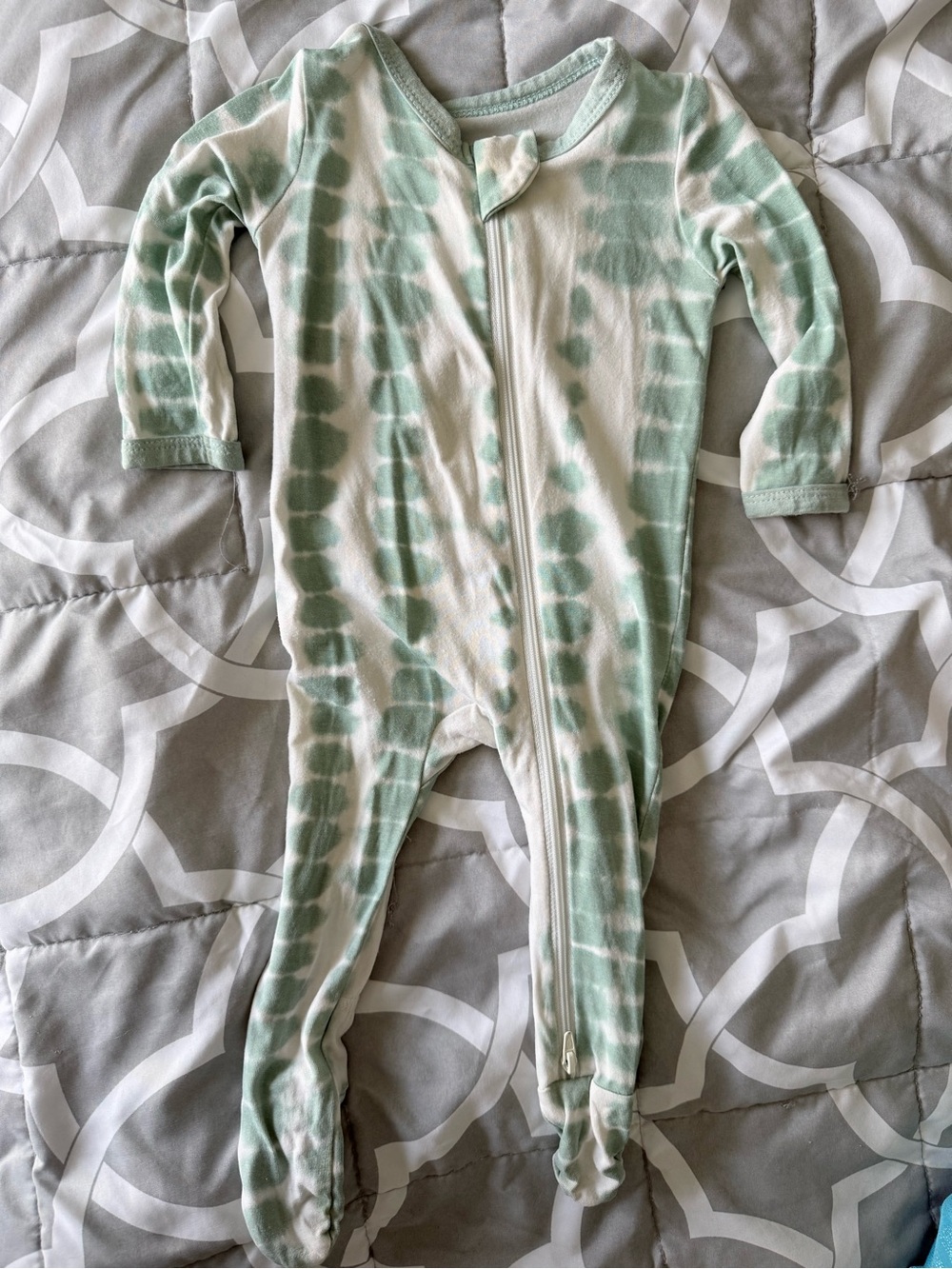 Kyte Baby Rompers - Picture 2 of 8